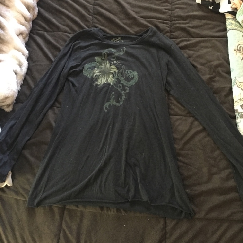 Long sleeve t shirt
